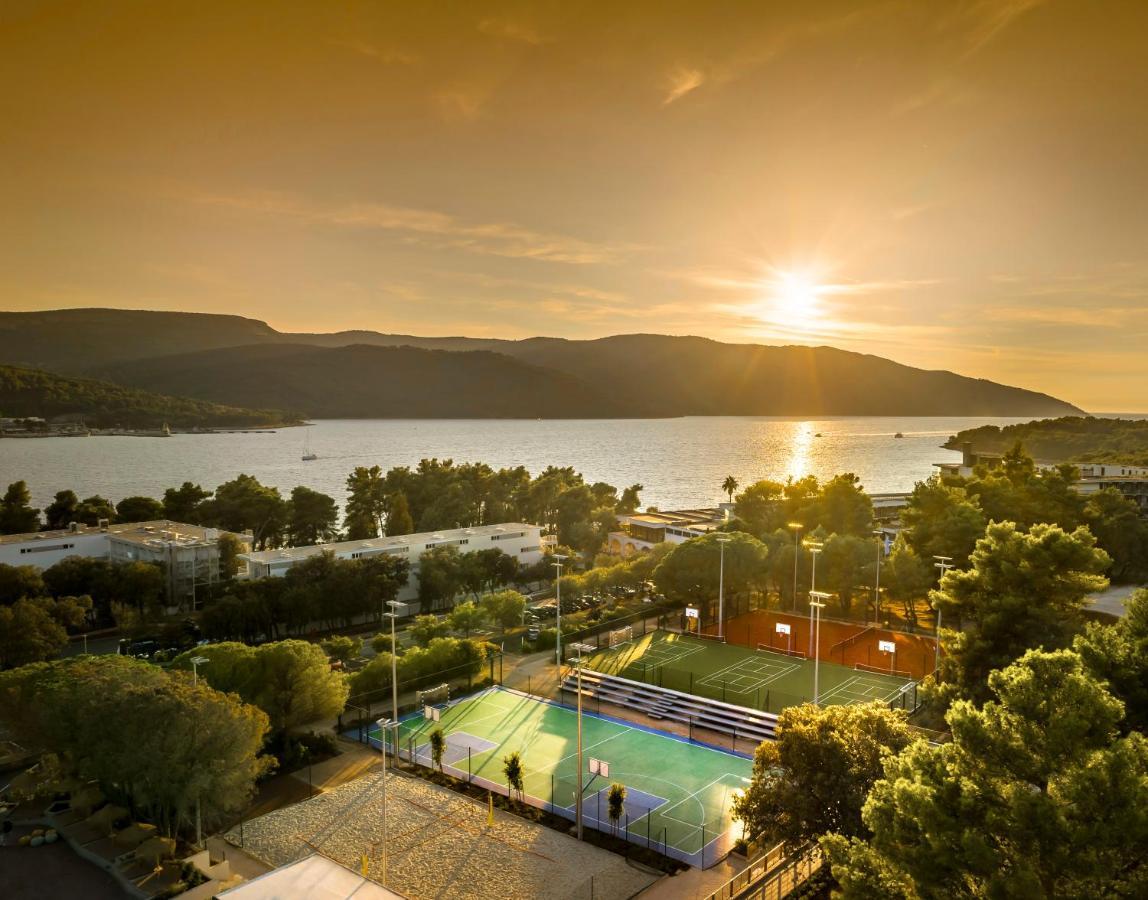 Valamar Amicor Resort 스타리 그라드 외부 사진