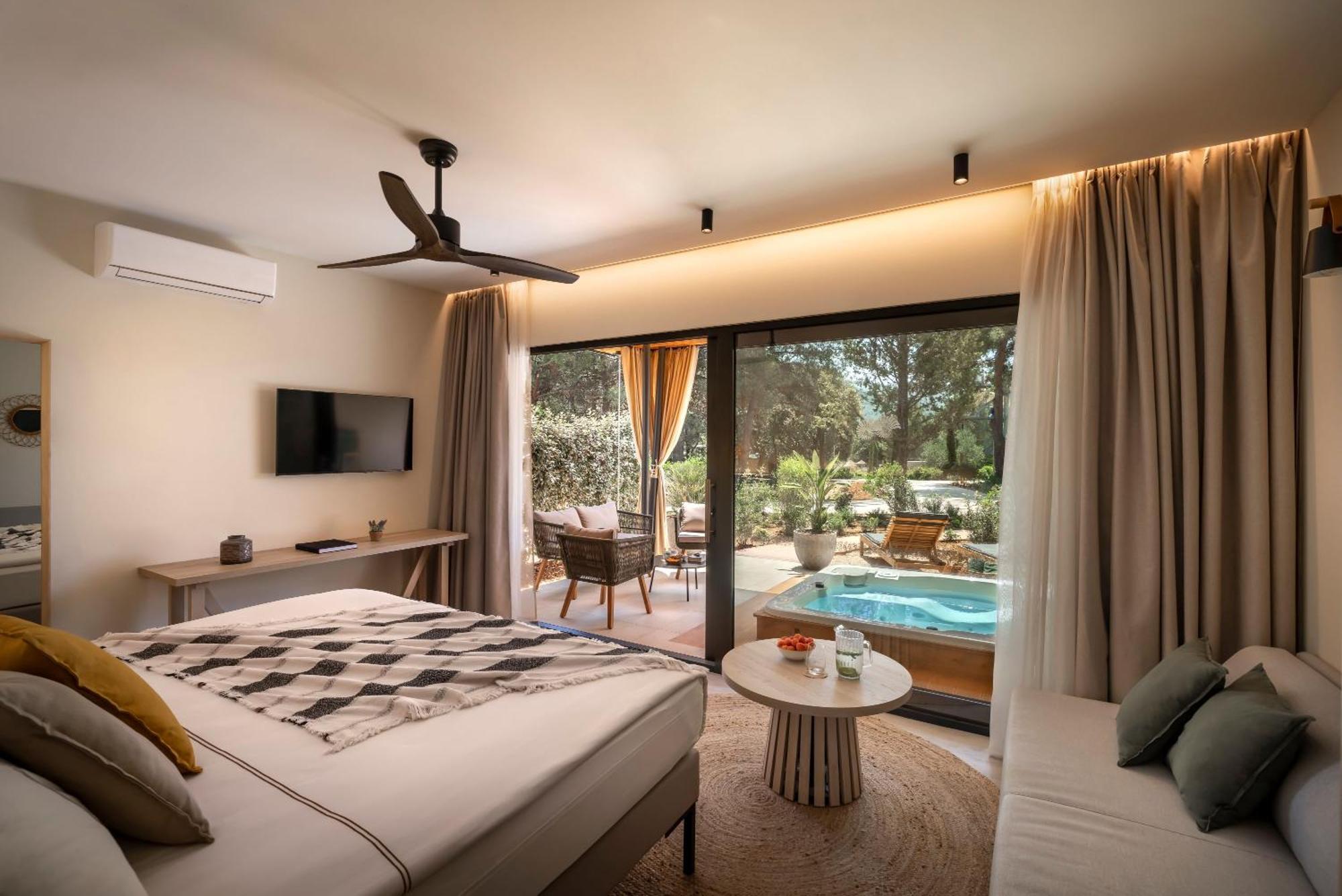 Valamar Amicor Resort 스타리 그라드 외부 사진